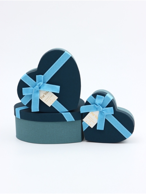 Набор коробок 3 в 1 сердца 22 х 20 х 9;  18.5 х 17 х 7.5; 1 6 х 14 х 6 см