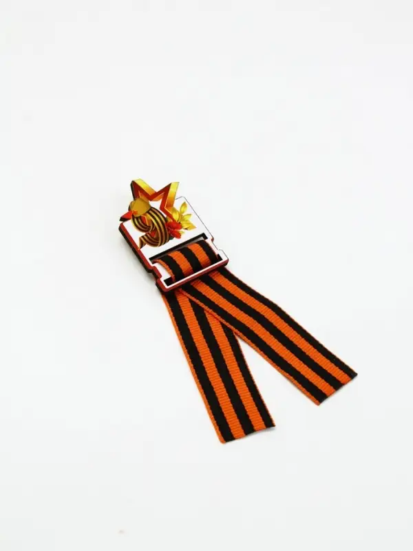 Значок деревянный с лентой "9 мая,звезда", георгиевская лента