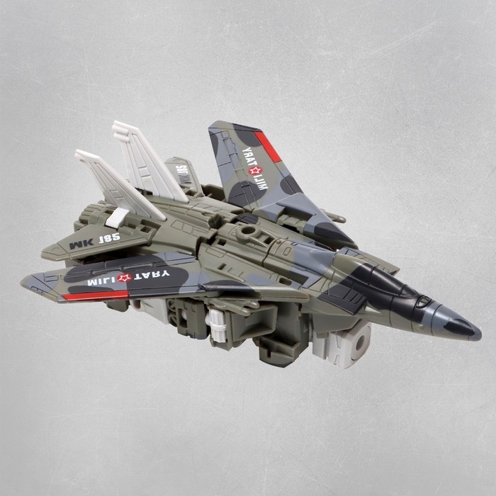 Робот &laquo;Истребитель&raquo;, трансформируется, цвета МИКС