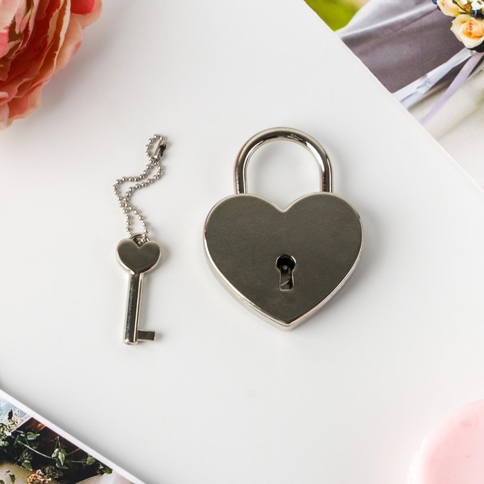 Замок свадебный с ключом &laquo;Совет да любовь&raquo;.