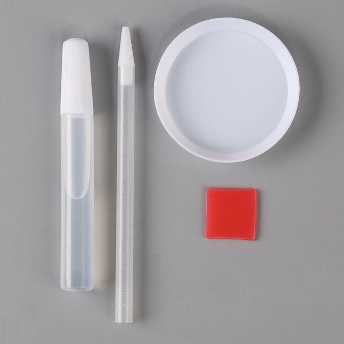 Ёлочная игрушка своими руками на новый год. Декор ёлочного шара полубусинами и блестками &laquo;Белый и золото&raquo;, новогодний набор для творчества