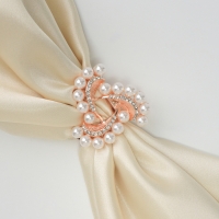 Зажим для платка &laquo;Роза ветров&raquo;, цвет белый в розовом золоте