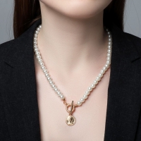 Колье «Жемчуг» круг, шар №10, цвет белый в золоте, L= 45 см Колье «Жемчуг» круг, шар №10, цвет белый в золоте, L= 45 см