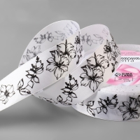 Лента атласная &laquo;Лилии&raquo;, 25 мм &times; 23 &plusmn; 1 м, цвет белый №001