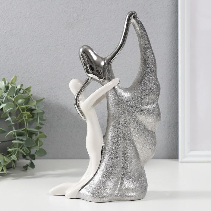 Сувенир керамика Сувенир керамика "Вальс" серебристо-белый 24,6х15х7 см