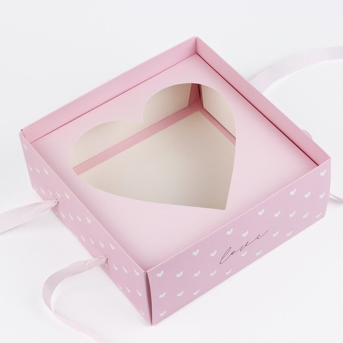 Коробка для цветов с формовым вкладышем и PVC крышкой &laquo;Love&raquo;, 23.5 х 23.5 х 15 см