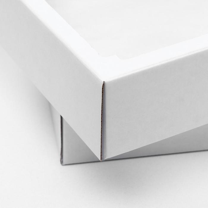 Коробка сборная без печати крышка-дно белая с окном 37 х 32 х 7 см Коробка сборная без печати крышка-дно белая с окном 37 х 32 х 7 см