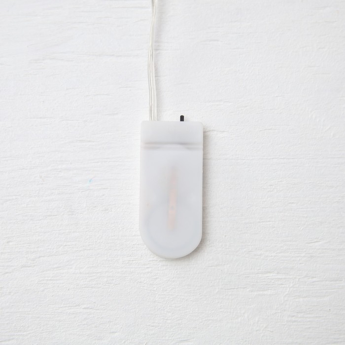 Гирлянда &laquo;Мишура&raquo; 1 м роса, IP20, красная нить, 22 LED, 8 слоёв, d=3 см,батарейки CR2032х2 (в комплекте), свечение белое