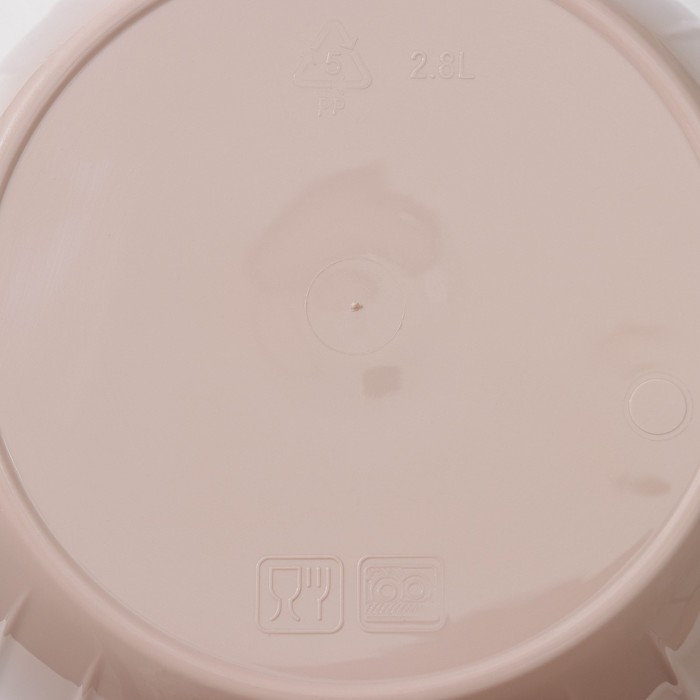 Салатник с крышкой &laquo;Fiesta&raquo;, 2,8 л, цвет МИКС