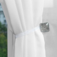 Подхват для штор «Квадрат с блёстками», 3,5 × 3,5 см, цвет серебряный Подхват для штор «Квадрат с блёстками», 3,5 × 3,5 см, цвет серебряный