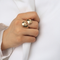 Кольцо металл «Тренд» объятия, цвет золото, размер 16 Кольцо металл «Тренд» объятия, цвет золото, размер 16