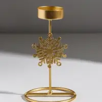 Подсвечник металл на 1 свечу "Снежинка" золото d=4,5 см 8,5х8,5х16 см