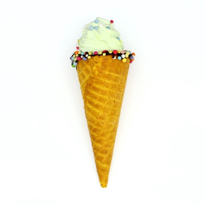 Маршмэллоу в вафельном рожке (Новый год, цветные), 25 г