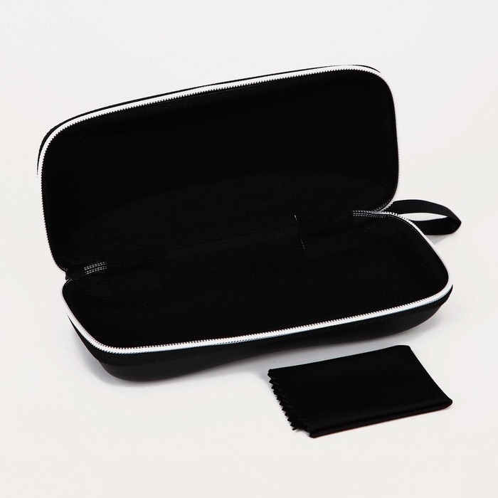 Футляр для очков на молнии, длина 16,8 см, цвет чёрный