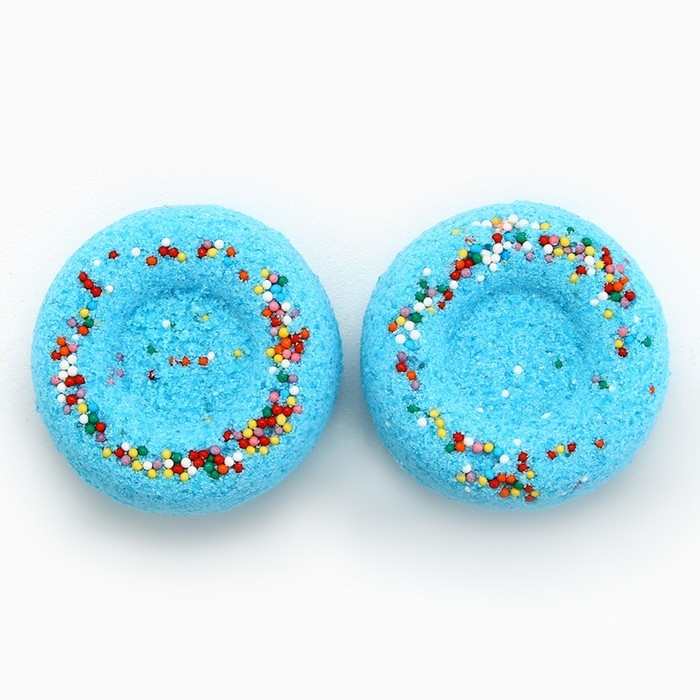 Подарочный набор косметики &laquo;Верь в мечту!&raquo;, бомбочки для ванны с добавками, 2 х 65 г, Новый Год