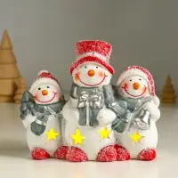 Сувенир керамика свет "Три снеговичка" 14,2х5,5х11,5 см