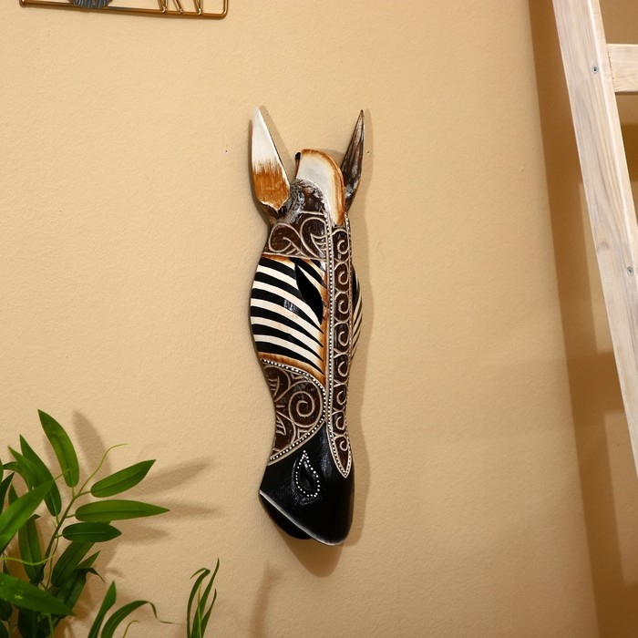 Маска &laquo;Зебра&raquo;, 55 см +/- 5 см, албезия