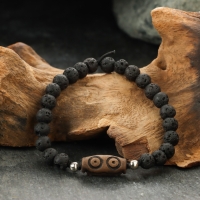 Браслет из лавы с бусиной Дзи &laquo;Три глаза&raquo; №1