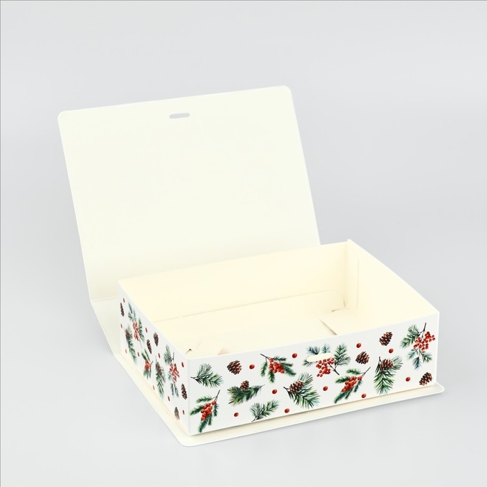 Складная новогодняя коробка-книга &laquo;Новогодний венок&raquo;, 16,5 х 12,5 х 5 см, Новый год