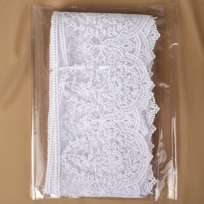 Кружево на сетке, 145 мм &times; 11 &plusmn; 1 м, цвет белый