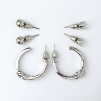 Набор 4 предмета: 3 пары серьги, 1 браслет &laquo;Блеск&raquo; фонд, цвет белый в серебре