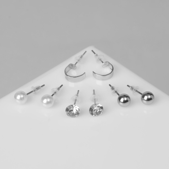 Пусеты 4 пары &laquo;Романтика&raquo; кольца, цвет белый в серебре