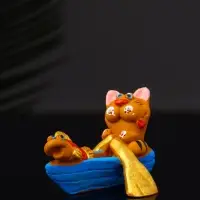 Фигура "Кот в лодке с рыбкой" 4.2х5.8х5.4 см