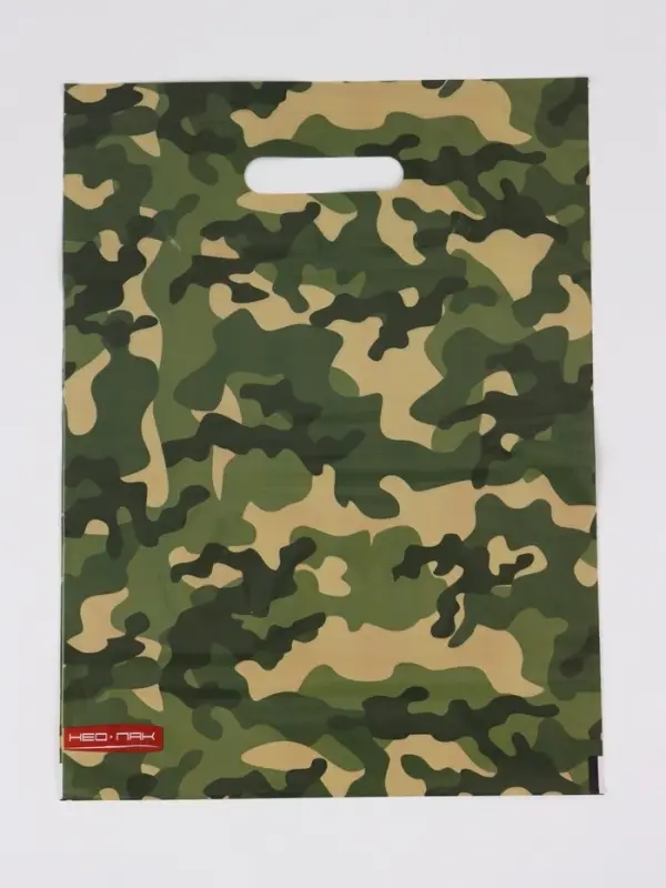 Пакет "Камуфляж , полиэтиленовый с вырубной ручкой 30х40 см, 60 мкм