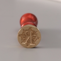 Печать для сургуча с пластиковой ручкой "Буква R на вензеле" 2,5х2,5х6,5 см