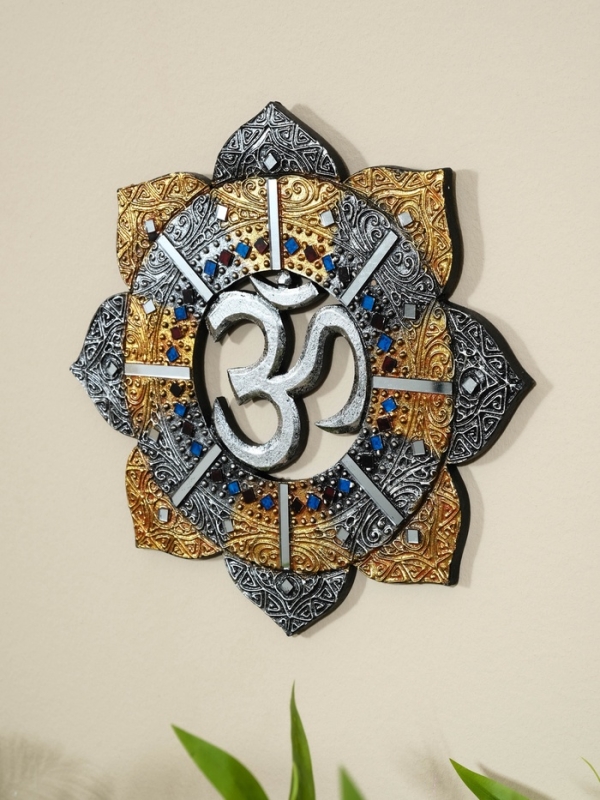 Панно резное МДФ Панно резное МДФ "ОМ", 30х30х0,6 см, серебрянное основание