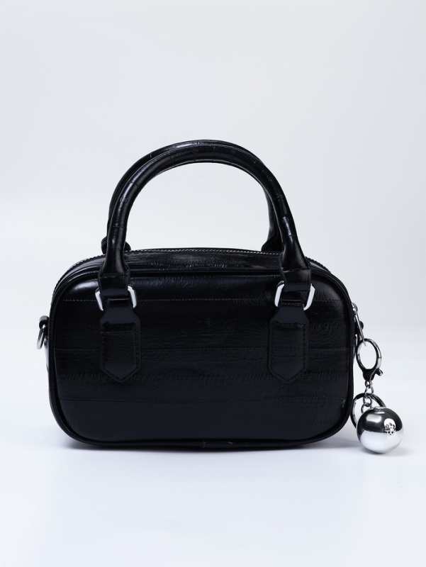 Сумка женская, 20*9*12, отд на молнии, длин ремень, черный Сумка женская, 20*9*12, отд на молнии, длин ремень, черный