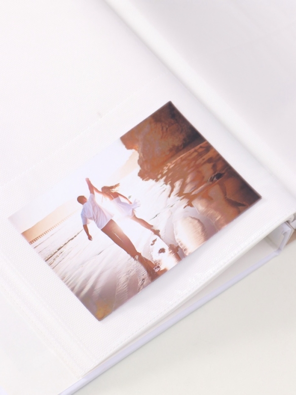 Фотоальбом на 100 фото 13х18 см "Машина с шариками" кожзам, в коробке 4х23х29 см