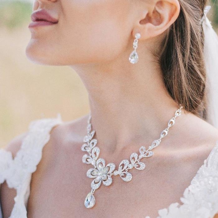 Набор 2 предмета: серьги, колье &laquo;Шальная императрица&raquo; цветок, цвет белый в серебре, 45 см