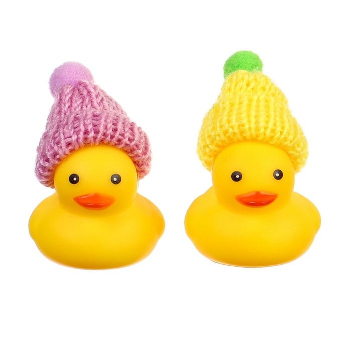 Набор резиновых игрушек для ванны &laquo;Уточки в шапке&raquo;, 4 см, с пищалкой, 2 шт., Крошка Я
