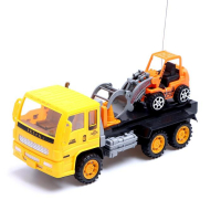 Грузовик радиоуправляемый &laquo;Эвакуатор&raquo;, с погрузчиком, работает от батареек, МИКС
