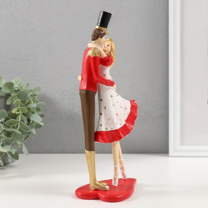 Сувенир полистоун "Объятия влюбленных" 11х7,5х25 см