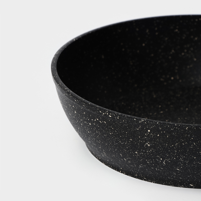 Сковорода &laquo;Алёна&raquo;, d=20 см, пластиковая ручка, антипригарное покрытие, цвет чёрный