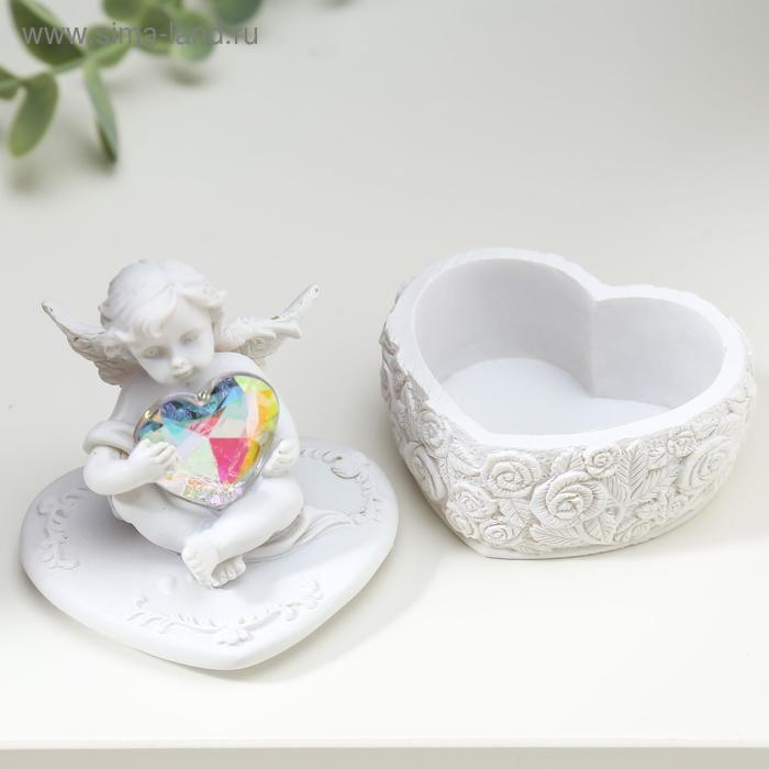 Сувенир полистоун шкатулка Сувенир полистоун шкатулка "Белоснежный ангел с переливающимся сердцем" 8х6,5х5,4 см