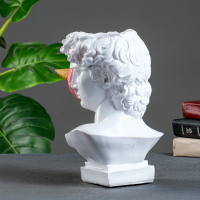 Ваза "Давид с мороженым" белая Ваза "Давид с мороженым" белая