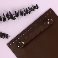 Крышка-клапан для сумки, с ручкой, на магнитной кнопке, 23 &times; 21 см, цвет коричневый/серебряный