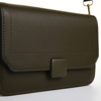 Сумка женская мессенджер на магните, цвет хаки Сумка женская мессенджер на магните, цвет хаки