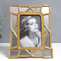 Фоторамка полистоун 10х15 см "Зазеркалье" золото 23,5х18 см Фоторамка полистоун 10х15 см "Зазеркалье" золото 23,5х18 см