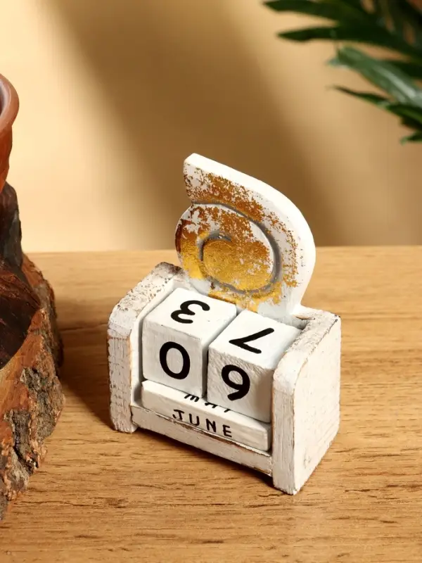 Календарь настольный &laquo;Ракушка&raquo;, 10&times;7&times;5.4 см, дерево, белый