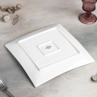 Блюдо фарфоровое для подачи Magistro &laquo;Квадрат Бланш&raquo;, d=26 см, цвет белый