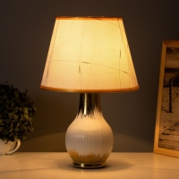 Лампа настольная "Альба" 1х40Вт Е14 белый/золото 24х24х40см Лампа настольная "Альба" 1х40Вт Е14 белый/золото 24х24х40см