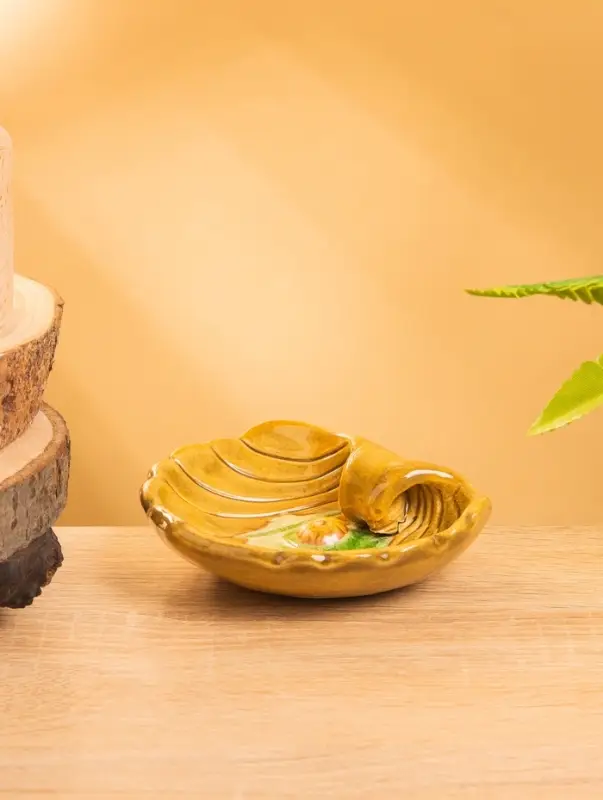 Подставка под благовония "Раковина с жемчужиной" керамика, цв. коричневый, 9х10,5х2 см