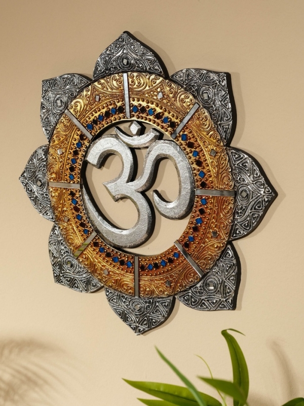 Панно резное МДФ Панно резное МДФ "ОМ", 40х40х0,6 см, золотой край