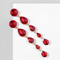 Серьги висячие со стразами «Драгоценность» капли, цвет красный в золоте, 9,5 см Серьги висячие со стразами «Драгоценность» капли, цвет красный в золоте, 9,5 см