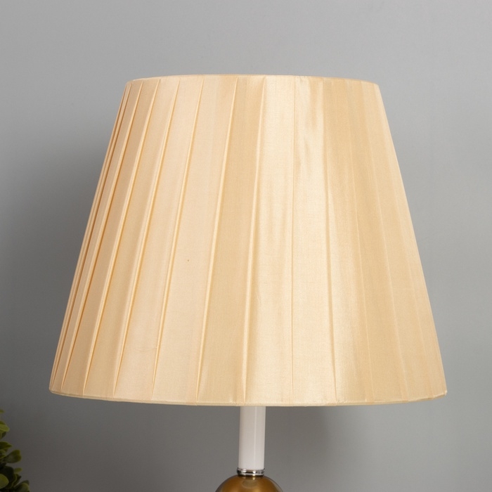 Лампа настольная "Курс" 1х40Вт Е27+подсветка LED 5Вт золото 25х25х40см