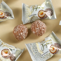 Набор &laquo;8 марта&raquo;: чай чёрный с лесными ягодами 50 г., шоколадные конфеты 100 г.